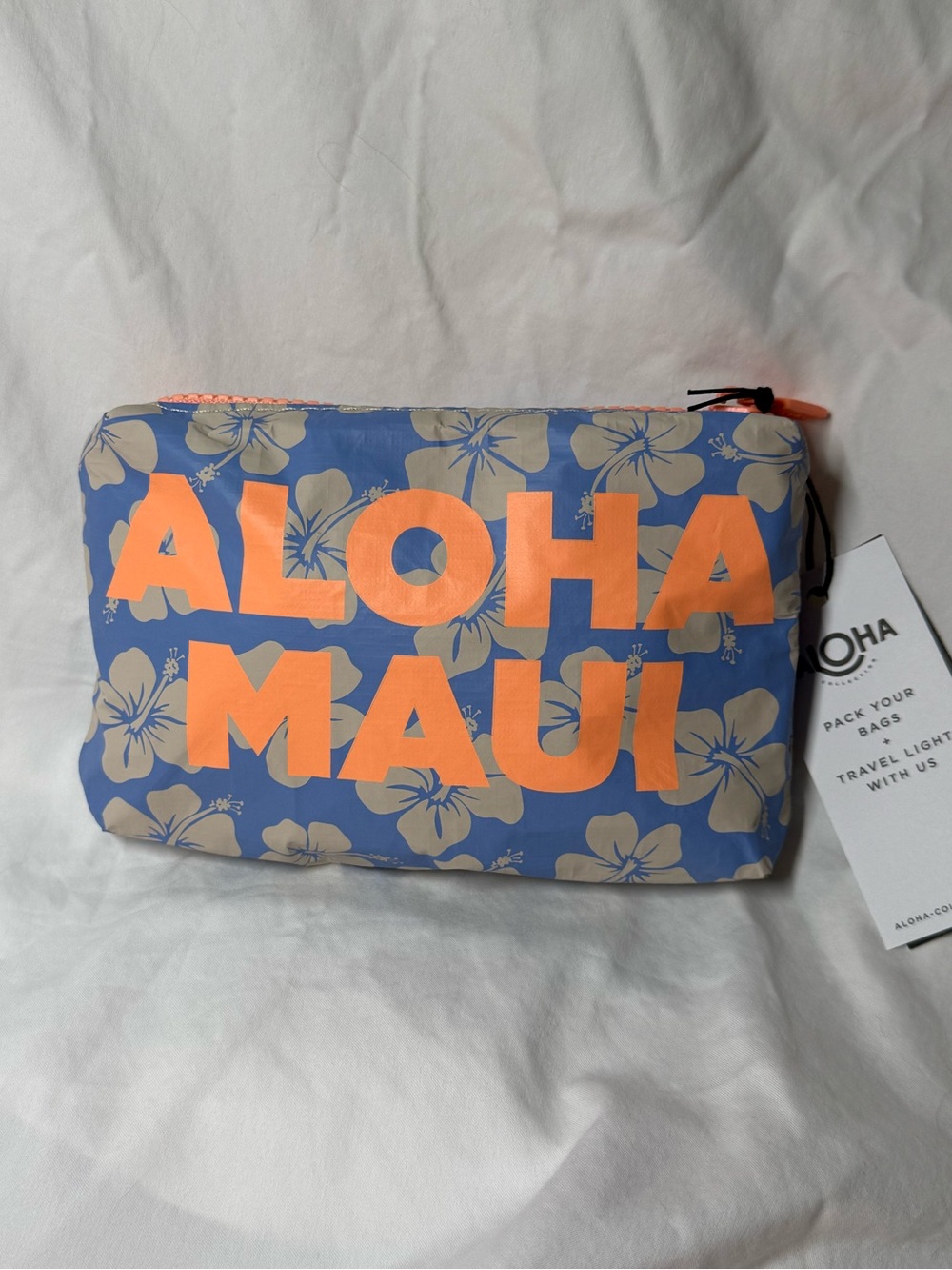 NWT MAUI EXCLUSIVE Aloha Collection Mini Pouch Limited Release Bel Air